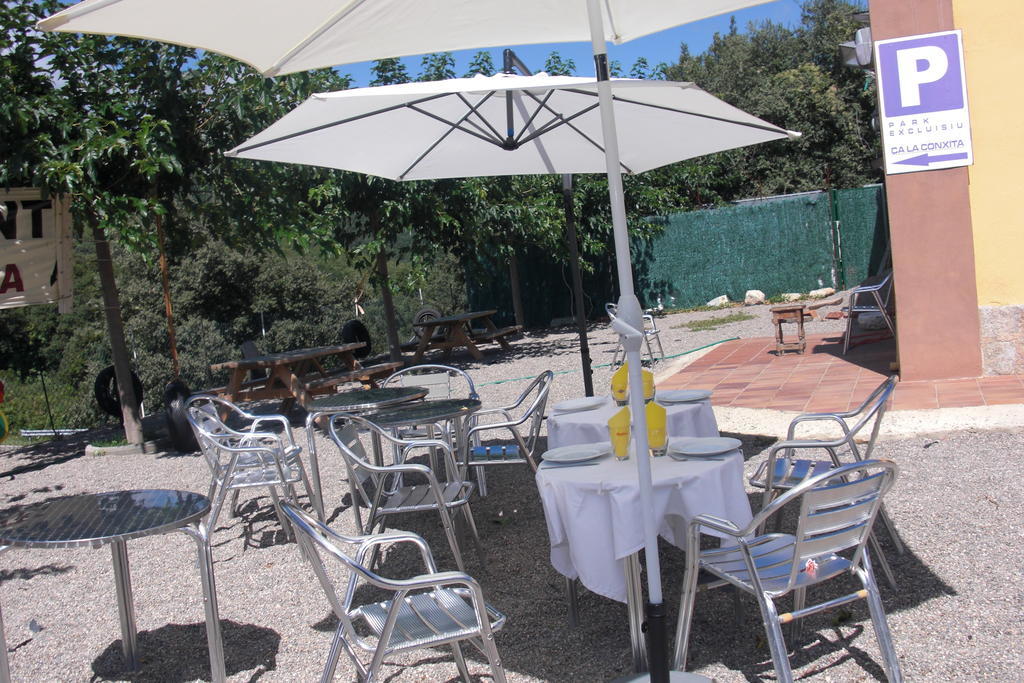 Отель Ca La Conxita Hostal & Restaurante La Vajol Экстерьер фото