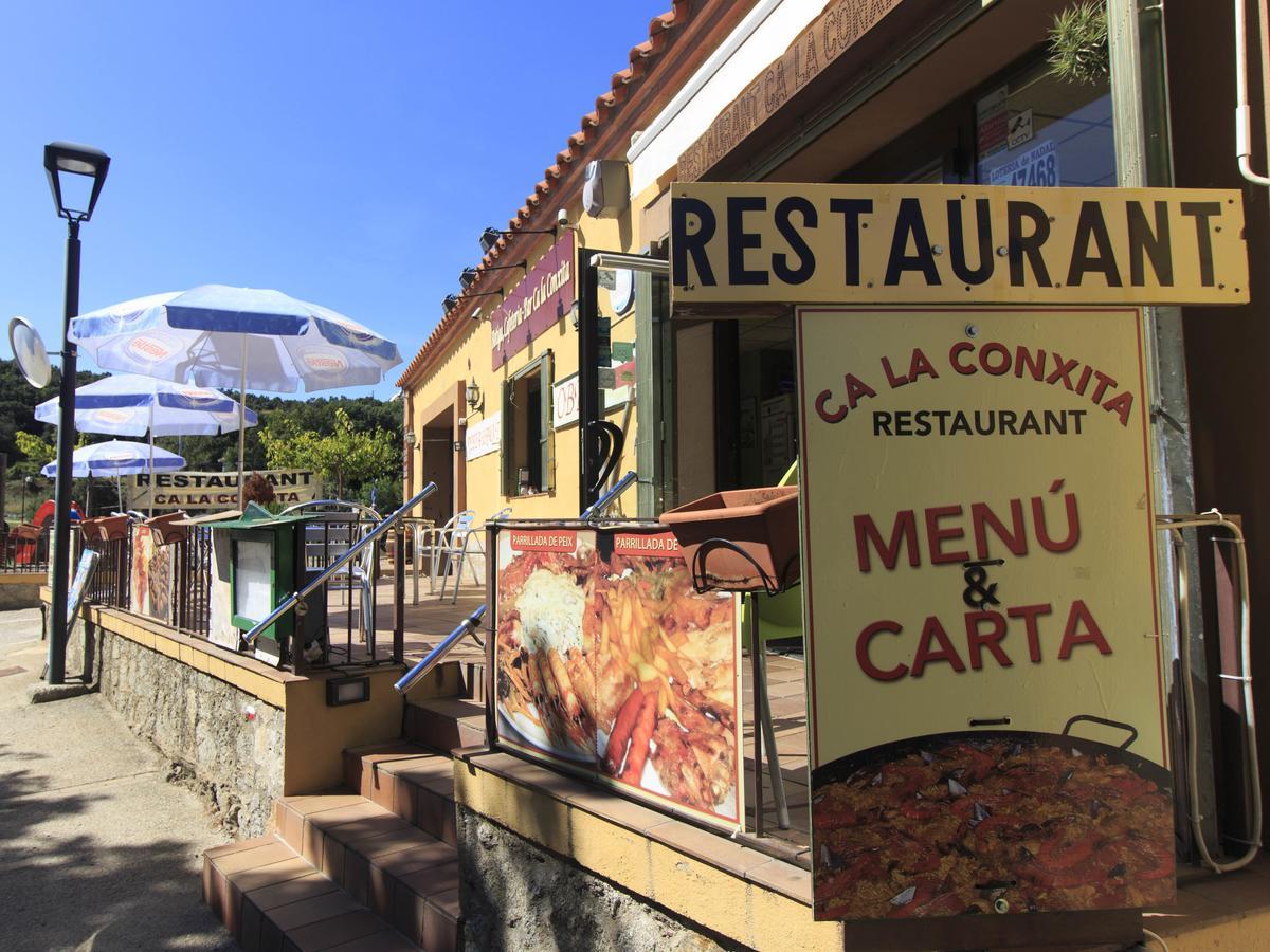 Отель Ca La Conxita Hostal & Restaurante La Vajol Экстерьер фото